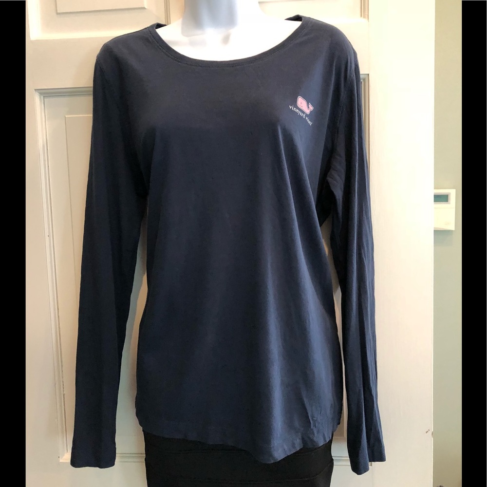 Vineyard Vines long sleeve t shirt.  Worn 2 times